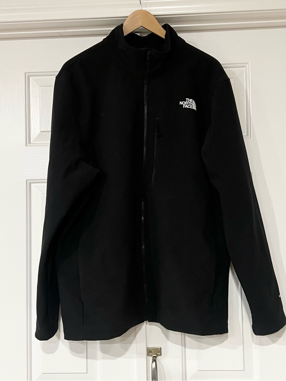 The North Face | WindWall Apex Black Softshell Jacket